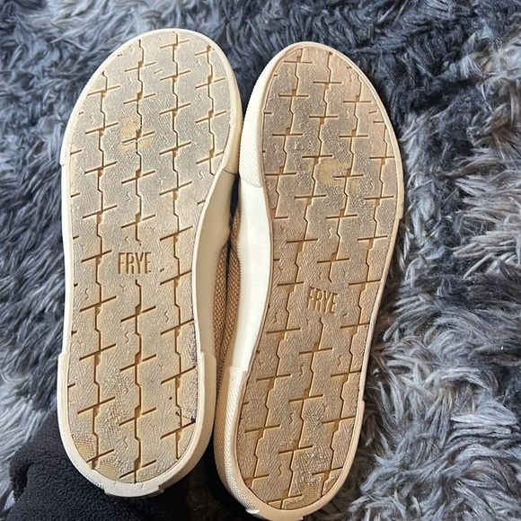 Frye Women's Tweed Slip-On Sneaker - Size 7 (LIKE NEW) - Picture 5 of 6